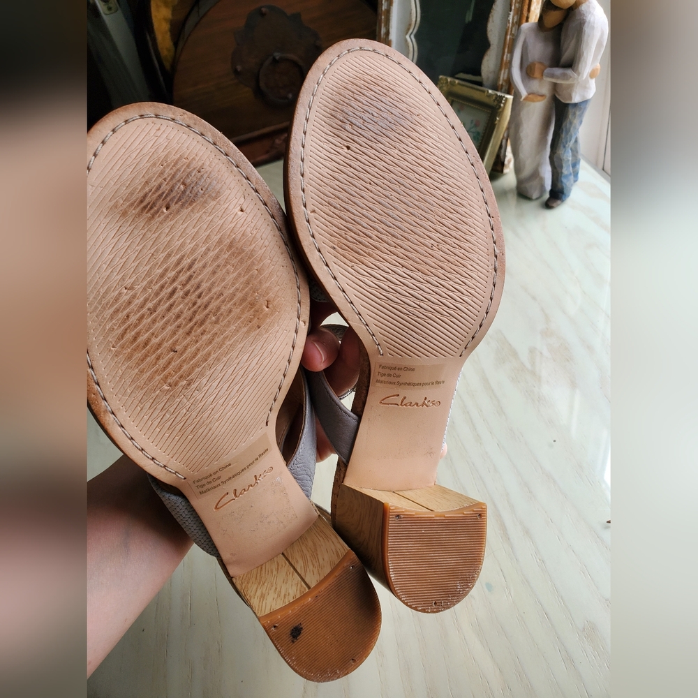 Clarks Sandals - Picture 3 of 9